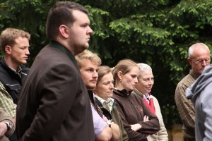 JJ Mai0005.JPG Noch sind die Gesichter ernst – die Jägerbriefe noch nicht überreicht…